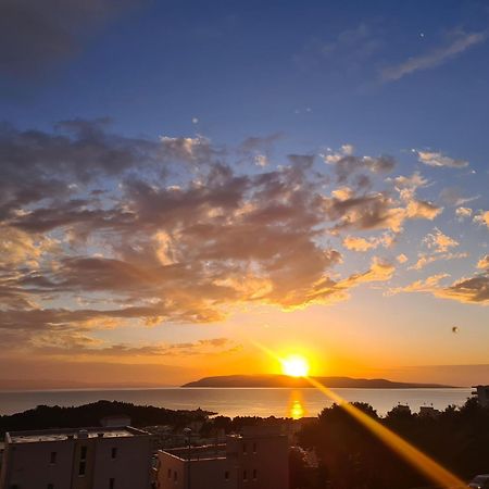Pansion Komfor Moca Makarska Eksteriør bilde
