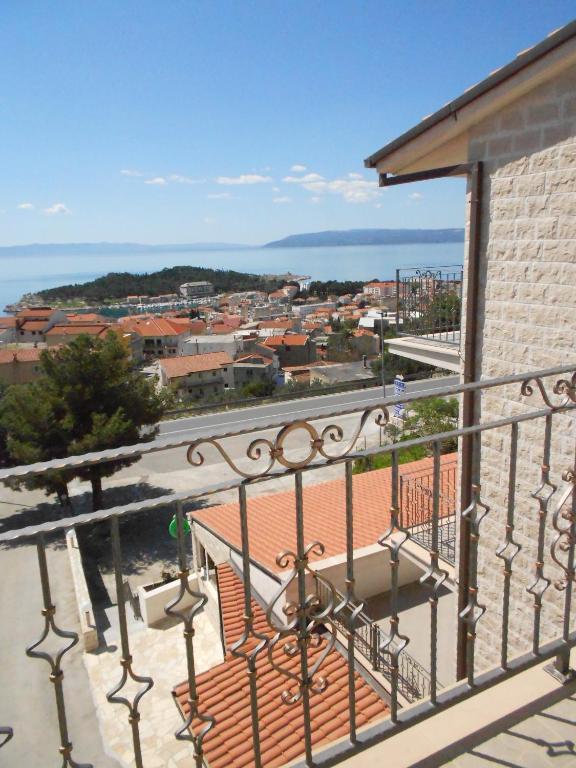 Pansion Komfor Moca Makarska Eksteriør bilde